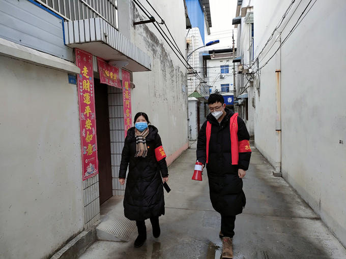市总工会开展禁放禁烧志愿服务活动